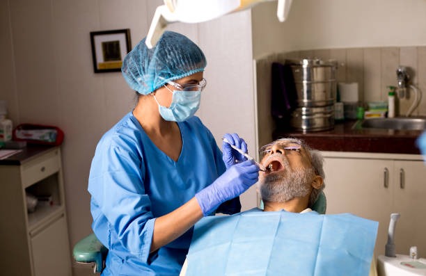 Why Choose Small Dental Clinics for Personalized Dental Attention