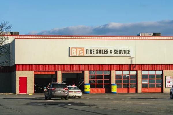 How to Choose the Right Garage Door Repair in New Braunfels