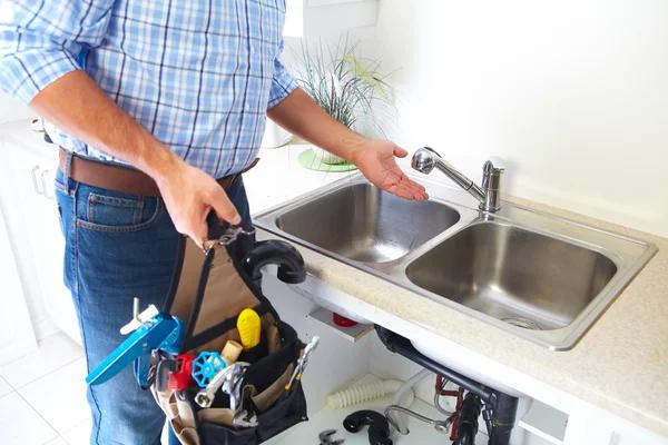 Middlesex Drain Plumber for Kitchen, Bathroom & Sewer Drains
